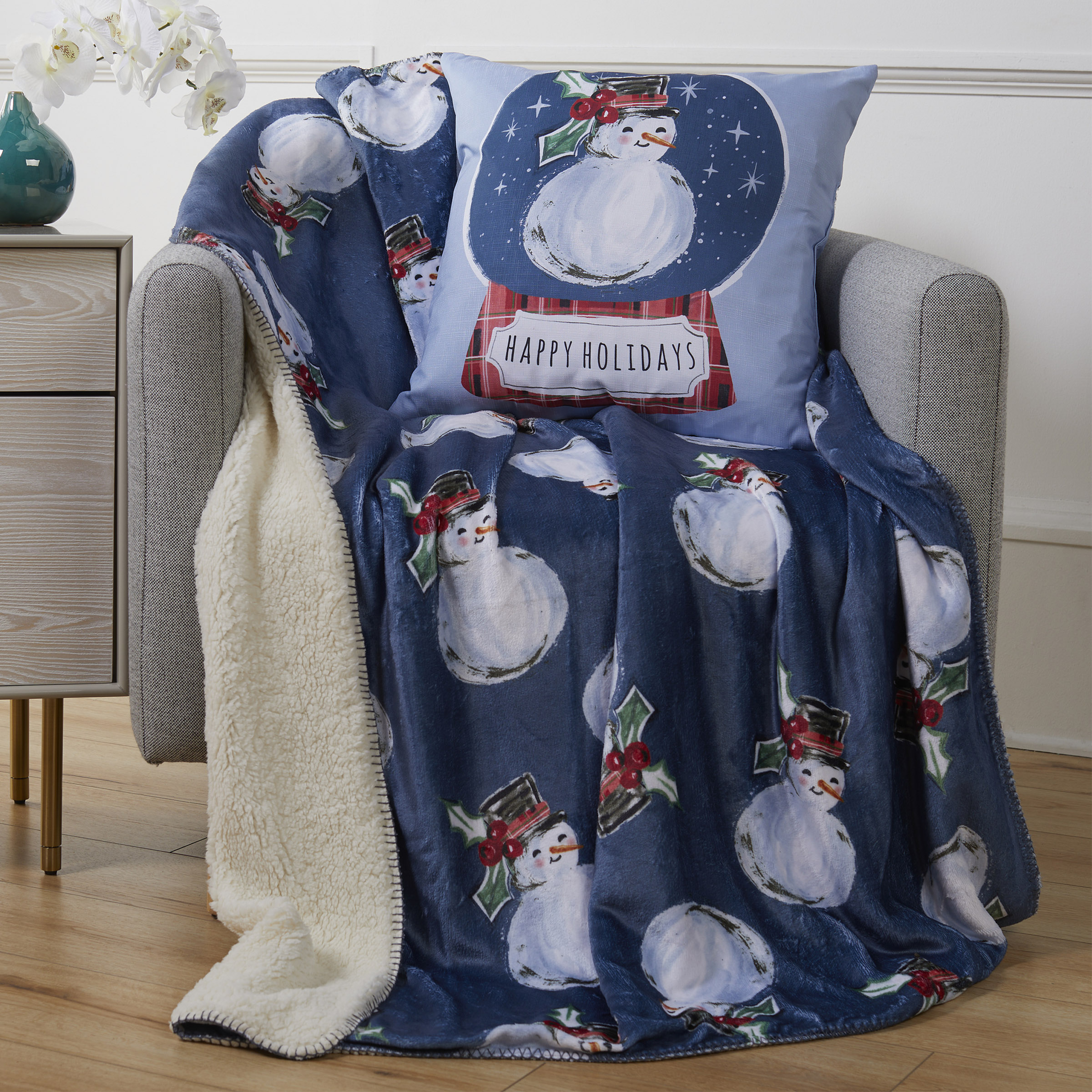 Sara B. Holiday Snow Globe Throw And Pillow Set - 20599445 | HSN