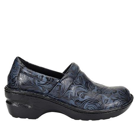 boc slip on shoes