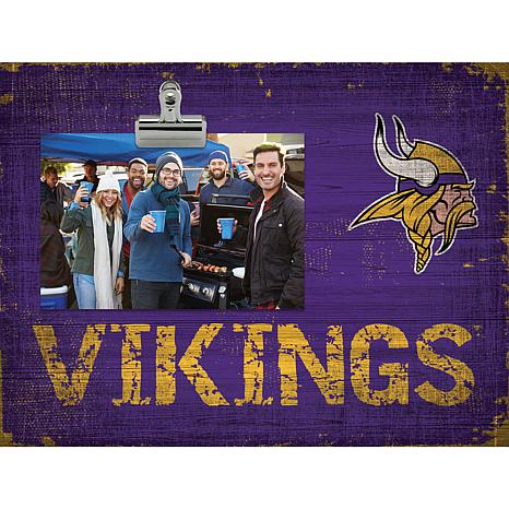 Minnesota Vikings Locker Room Store, Heidi