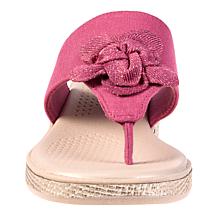 "As Is" BZees Bloom Flower Sandal