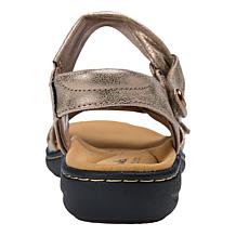 "As Is" Clarks Collection Laurieann Bell Casual Sandals