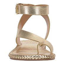 "As Is" Vince Camuto Libahs Flat Casual Sandal