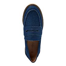 Blondo Penny Versatile Penny Loafer