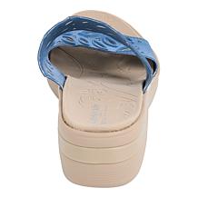 BZees Delight Machine Washable Cutout Sandal with Air Step Technology