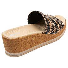 BZees Runaway Raffia Sandal