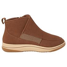 Clarks Cloudsteppers Breeze Cora Ankle Boot