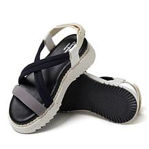 Dearfoams Women's Casual Adjustable Strap Platform Sandal - Daylen