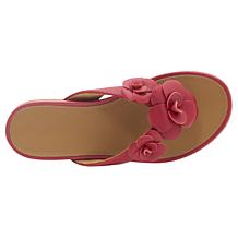 FitFlop Gracie Leather Flower Flip-Flop Sandal