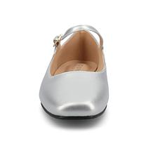 Journee Collection Womens Carrie Flat