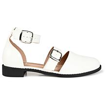 Journee Collection Womens Constance Wide Width Flat