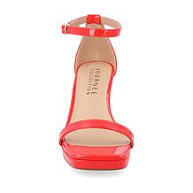 Journee Collection Women's Jeanne Pumps