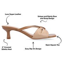 Journee Collection Womens Starling Wide Width Pumps