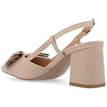 Journee Collection Women's Tailynn Pumps