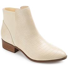 Journee Collection Women's Tru Comfort Foam Cerise Bootie