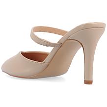 Journee Collection Womens Tru Comfort Foam Narrow Width Yvon Pumps