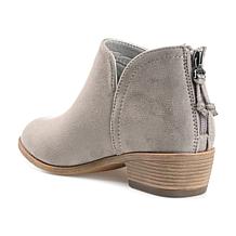 Journee Collection Women's Wide Width Livvy Bootie