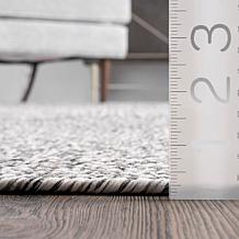 nuLOOM 2' 6" x 6' Wynn Braided Indoor/Outdoor Area Rug