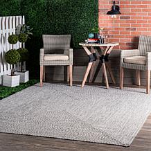 nuLOOM 7' 6" x 9' 6" Wynn Braided Indoor/Outdoor Area Rug