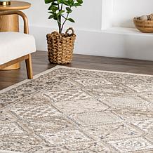 nuLOOM Becca 2' 6" x 6' Traditional Tiled Area Rug