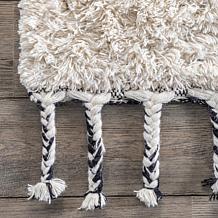 nuLOOM Handmade 4' x 6' Striped Delia Shag Area Rug 