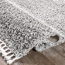 nuLOOM Neva Modern Tasseled Shag 4' x 6' Area Rug