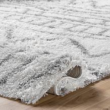 nuLOOM Renata 5' 3" x 7' 6" Moroccan Shag Area Rug
