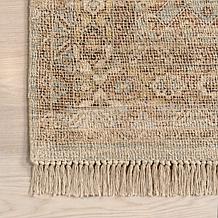 nuLOOM Rosia 8' x 10' Traditional Persian Tasseled Area Rug