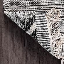 nuLOOM Savannah Moroccan Tasseled Wool Area Rug - 6' x 9' - Black