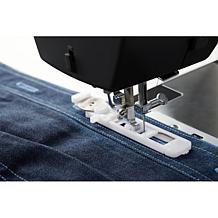 Singer 4432 Heavy Duty Sewing Machine with Feet Set
