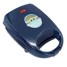 Uncanny Brands Star Wars The Mandalorian Grogu Cake Pop Maker