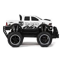 World Tech Toys Officially Licensed 1:24 RAM 2500 Power Wagon Elect...