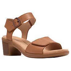 Clarks Collection Emily2 Amanda Tailored Sandal