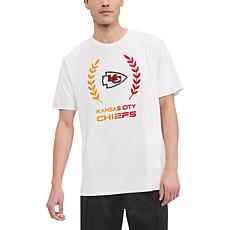 Outerstuff Youth Red Kansas City Chiefs Super Bowl LVII Champions Foam Finger T-Shirt Size: Large