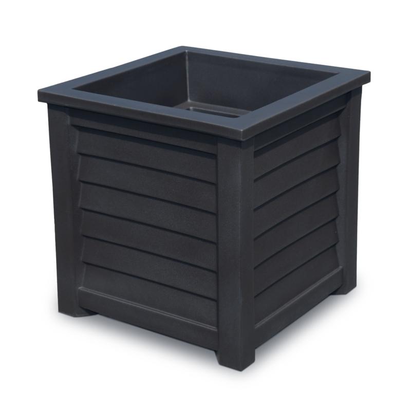 Mayne Mailposts Lakeland Planter   10069338