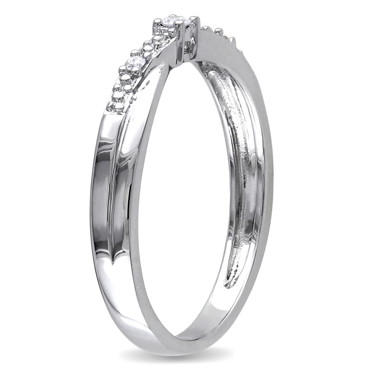 Diamond Accent (I3 clarity, J-K color) Hold My Hand Diamond Heart