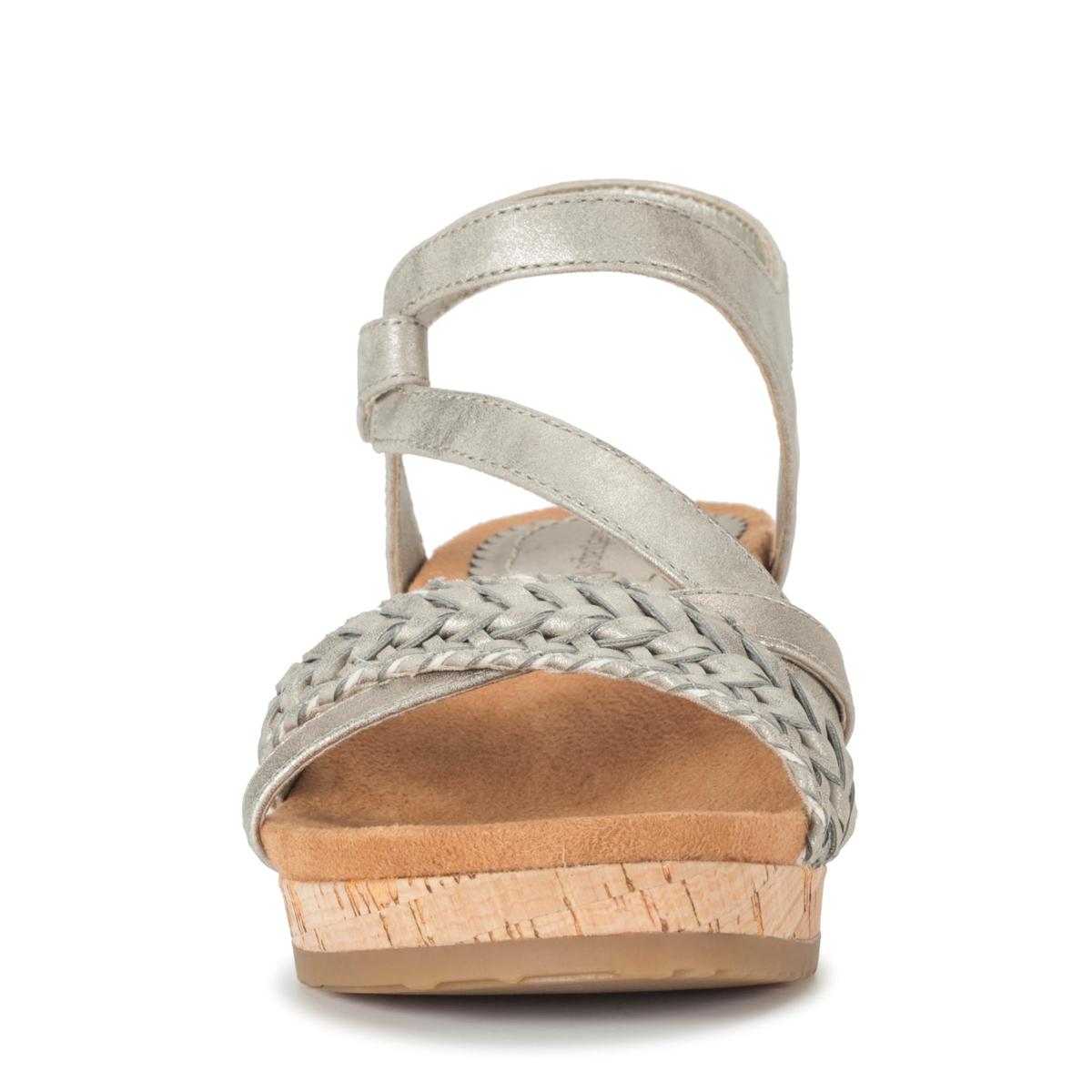 Bare traps outlet trella wedge sandal