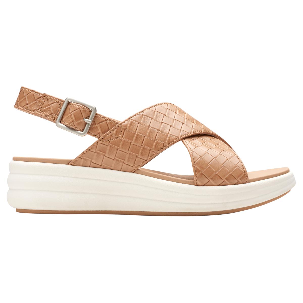 Clarks spirit leather flip flops online