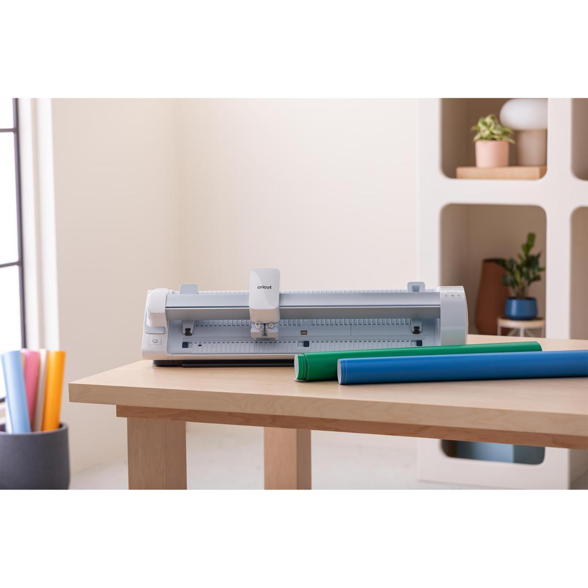 Cricut® Joy Xtra Smart Cutting Machine and Essentials Kit