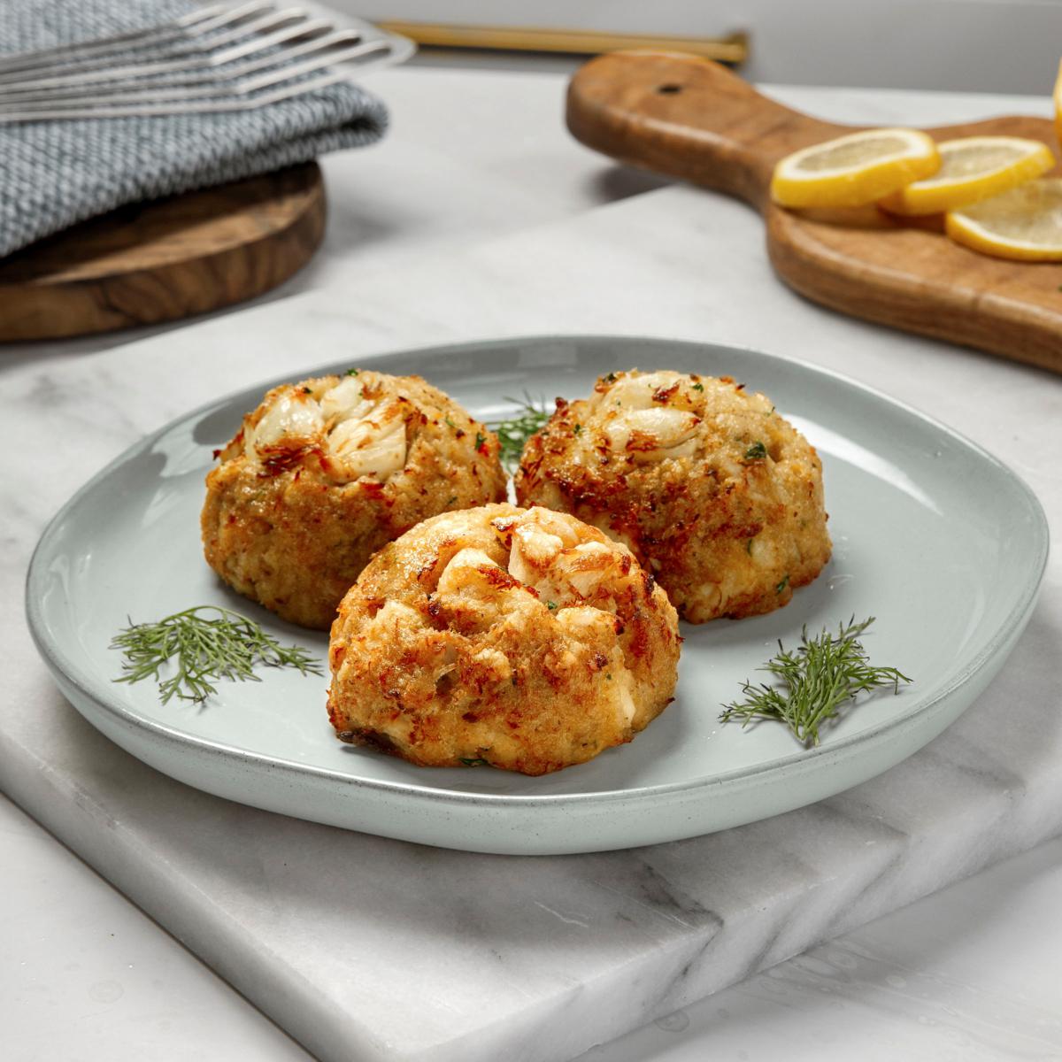 (5 oz) Homemade Jumbo Lump Crab Cakes