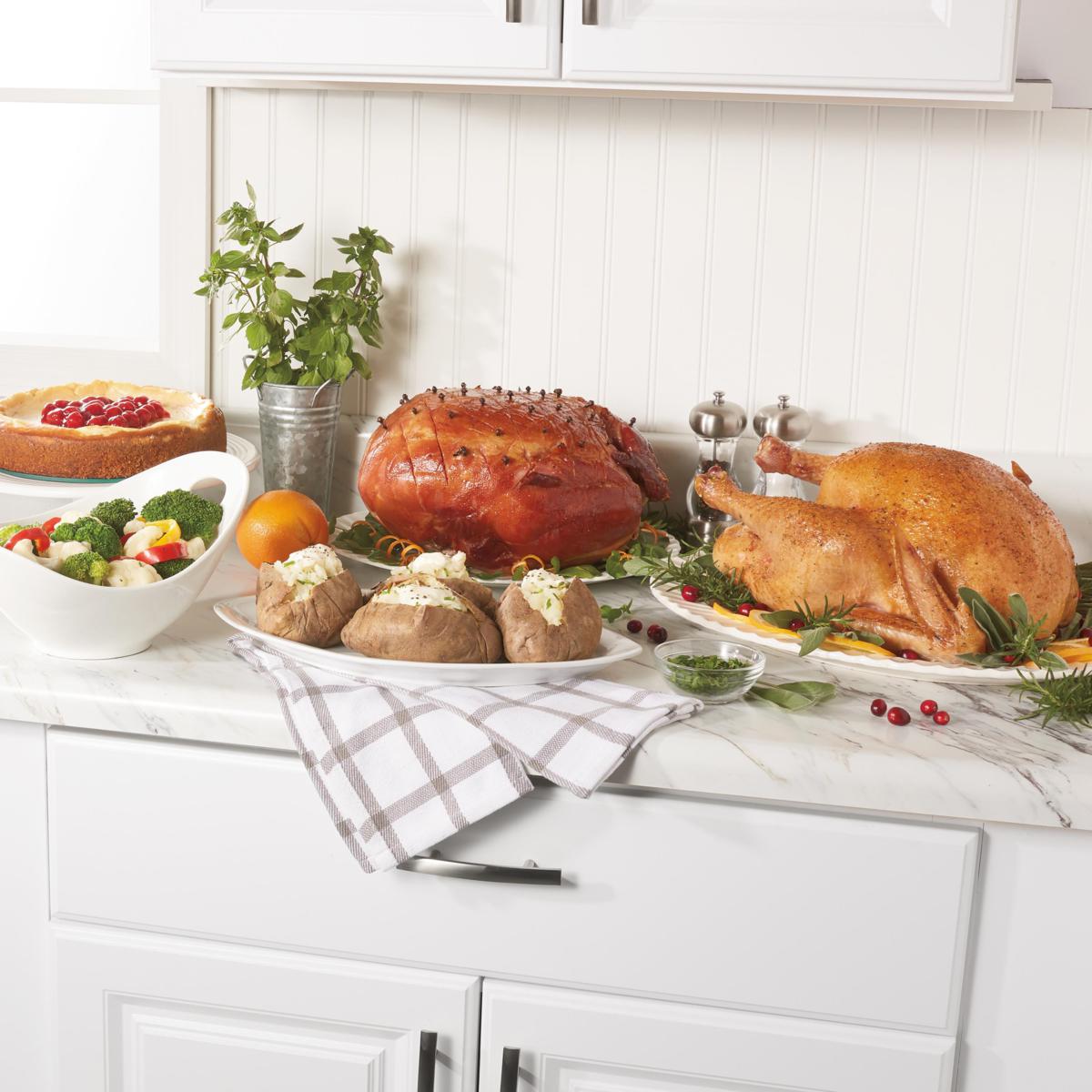Hamilton Beach Electric Roaster Oven Red 22 Quarts