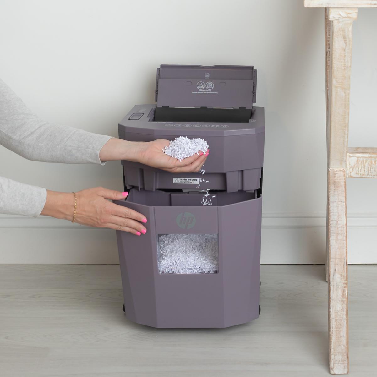 hide/ALIVEST perfect stage<1,000,000 cu… HP 100-Sheet Autofeed Finecut Shredder with Dropdown 3.8-Gallon