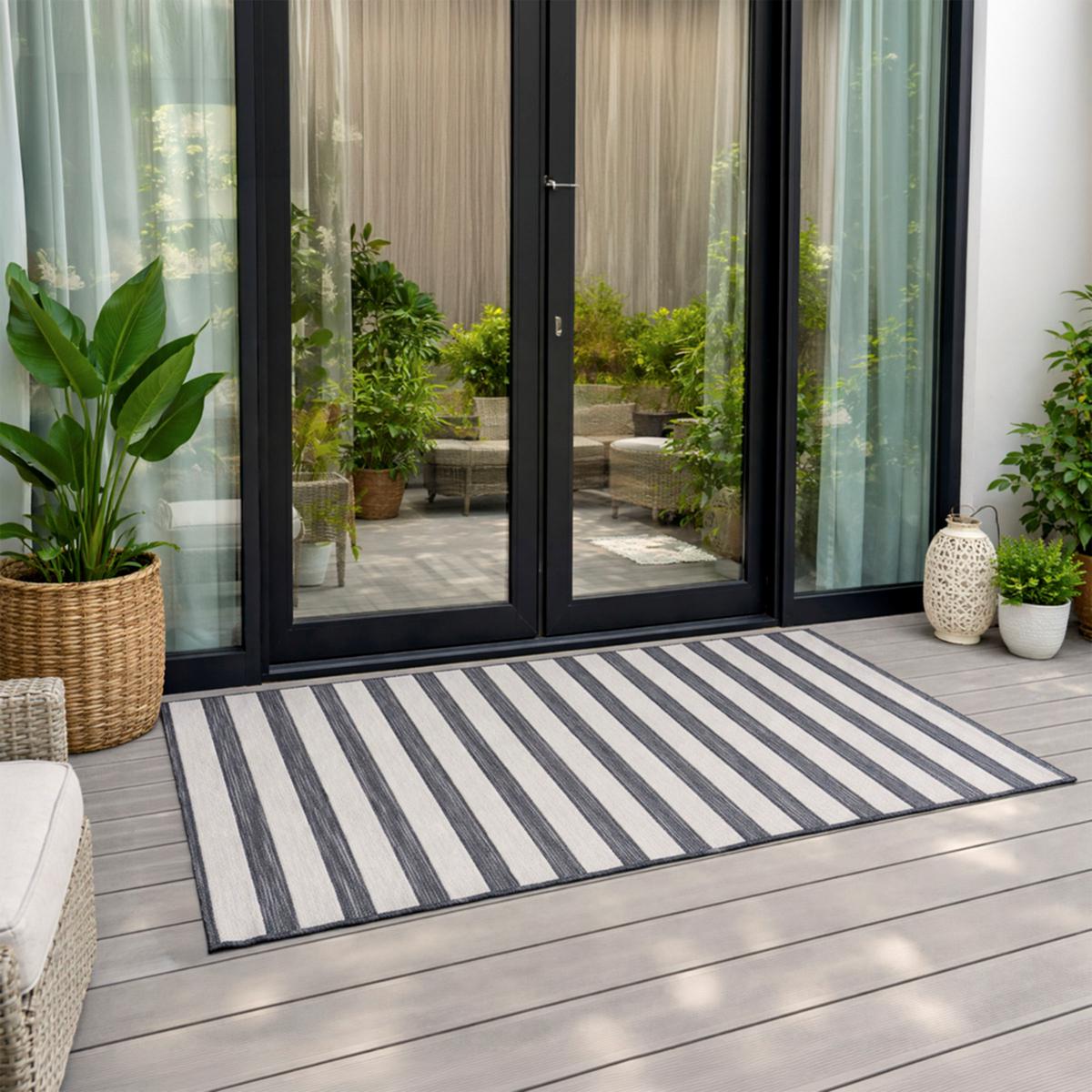 Joy CleanBoss Indoor/Outdoor Skid Resistant 30