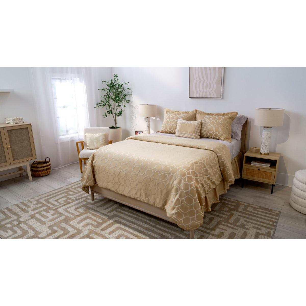 Marla Wynne 5-Piece Almond Jacquard Bedding Set - Queen | HSN