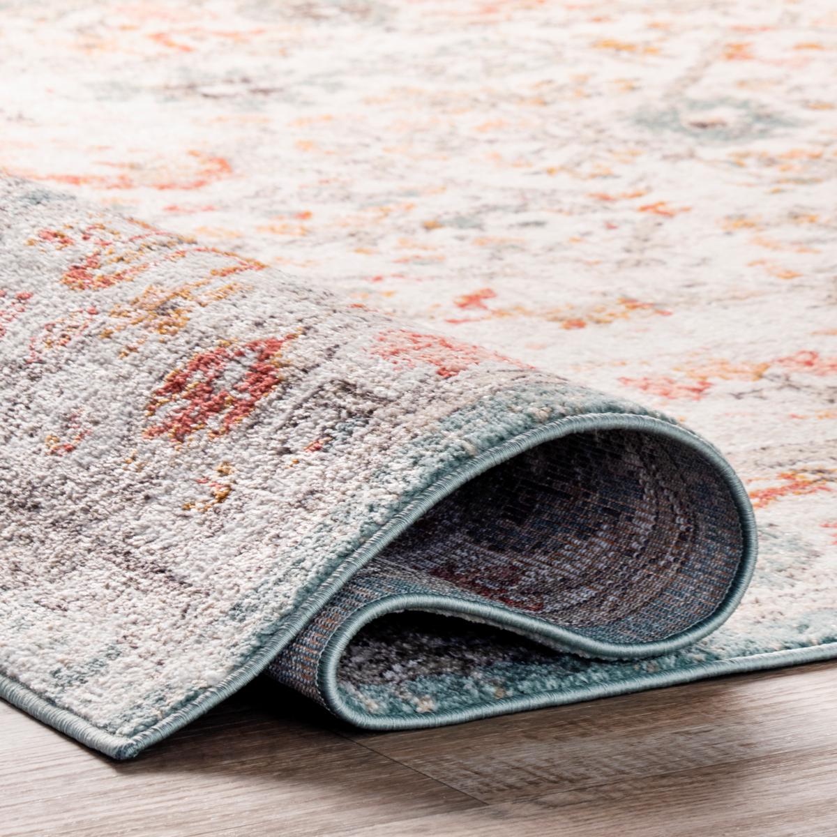 nuLOOM Lenore Vintage Floral 6' 7
