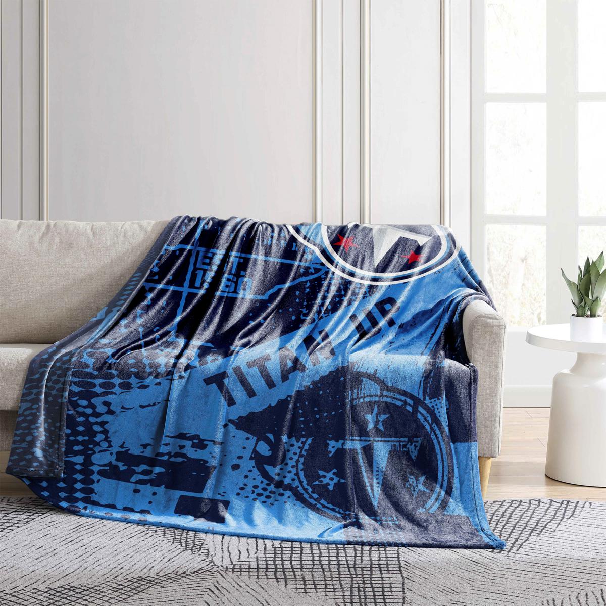 Tennessee Titans Raschel Throw Blanket