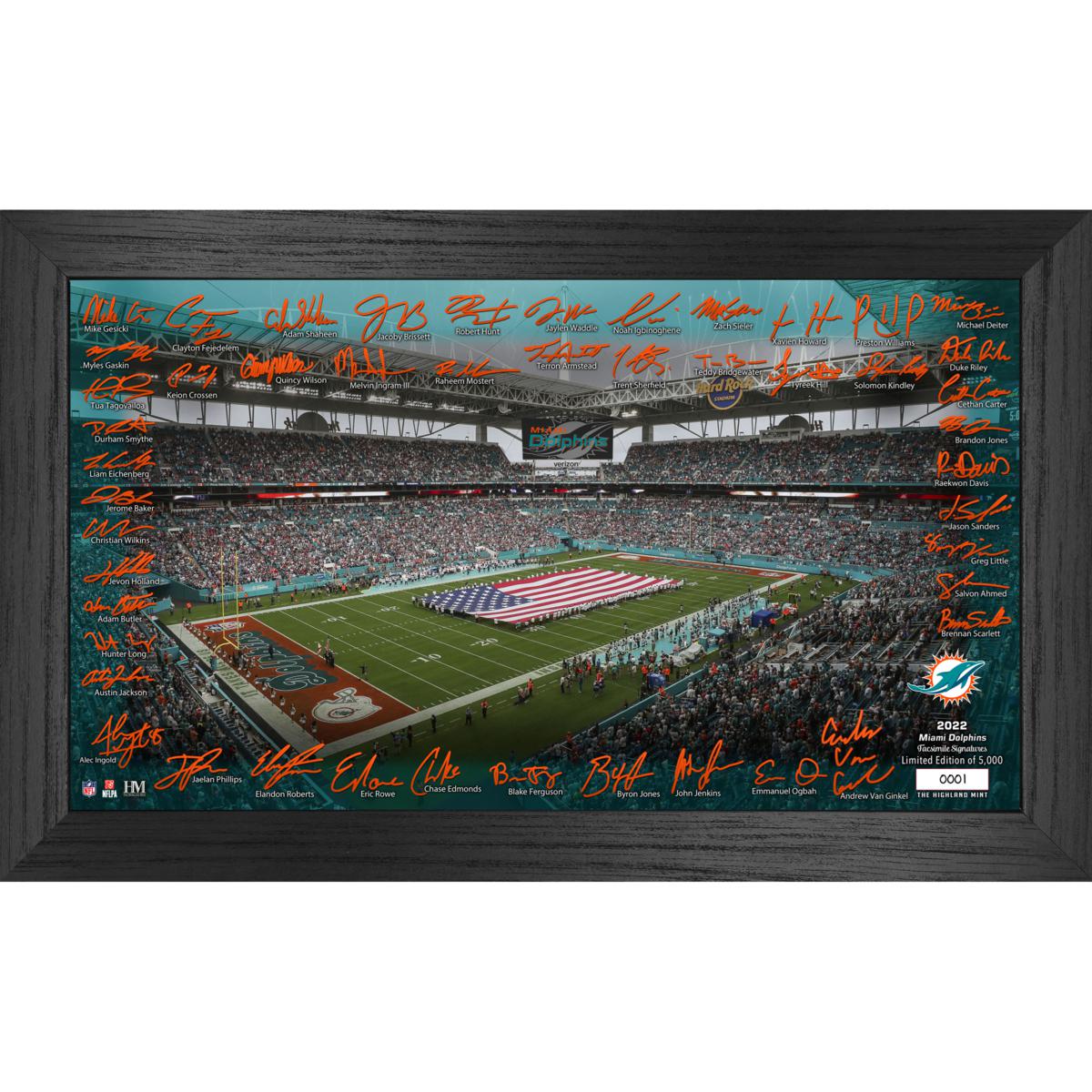 The Highland Mint | Baltimore Ravens 2022 Signature Gridiron Collection Frame