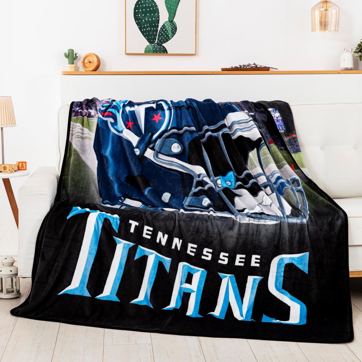 Tennessee Titans Throw Pillow (Made To Order) – DaYarnWhisperer