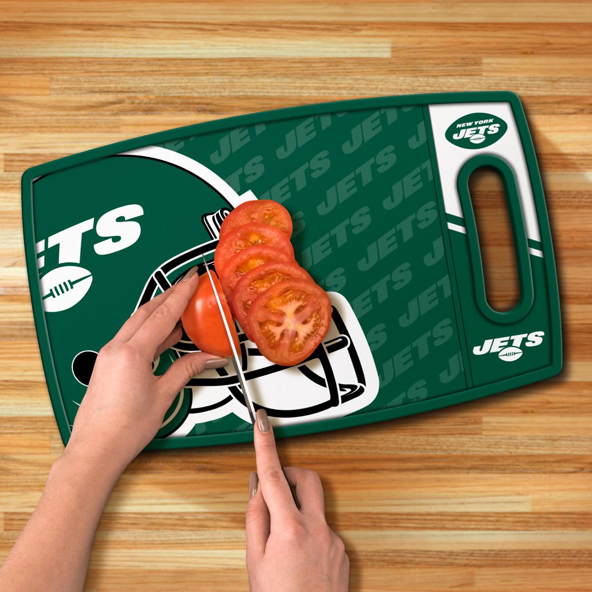 PICNIC TIME NFL Circo Cheese Board and Knife Set - Charcuterie Board Set -  Wood Cutting Board