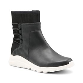 Adrienne Vittadini Tabby Bootie