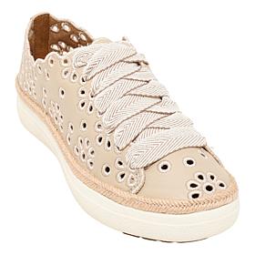 Aetrex® Charlotte Leather Casual Sneaker